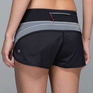 lululemon Run: Special Edition Speed Short *Reflective, 2.5”2-Way Stretch Size 4